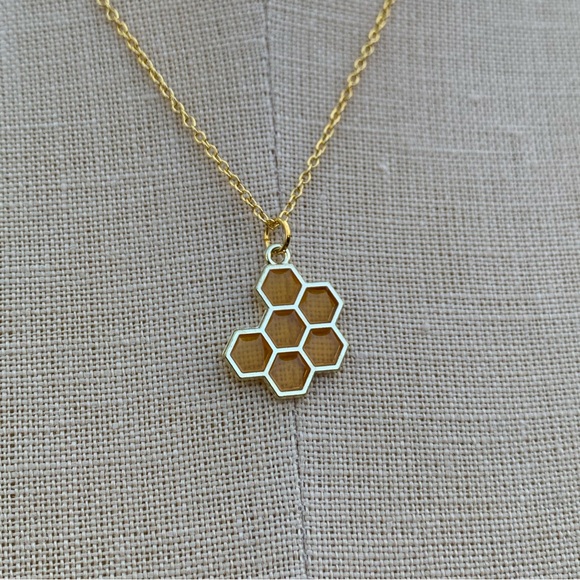 NWT Sterling Silver Plated Chain & Honeycomb Alloy Metal Charm Necklace - Picture 13 of 15